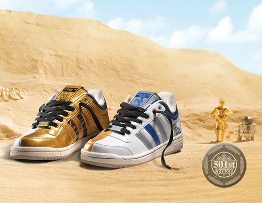 adidas-originals-star-wars-fall-winter-2010-top-ten-r2d2-c3po-1.jpg